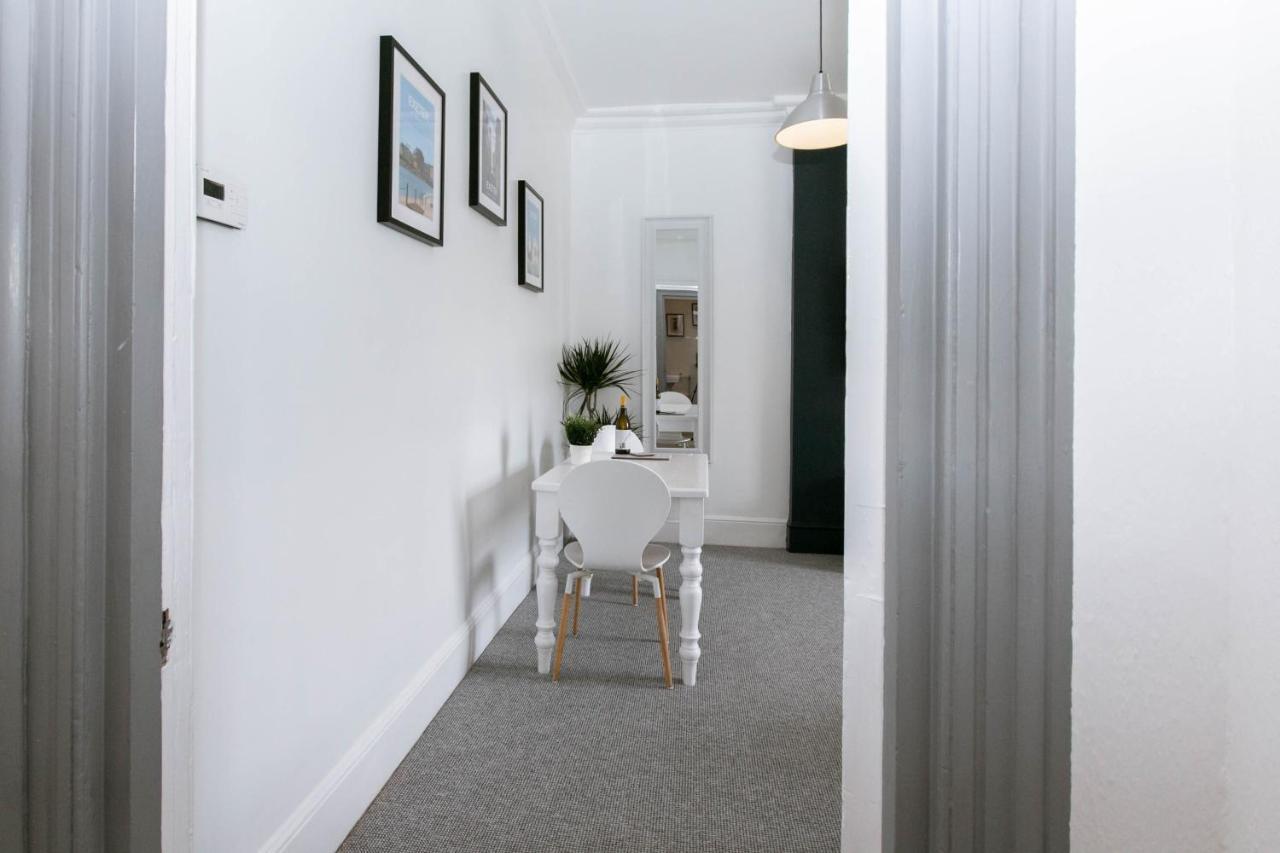Spacious Apartment, Free Parking, Central Location Near To Uni, Hospital, Town Exeter Exterior foto